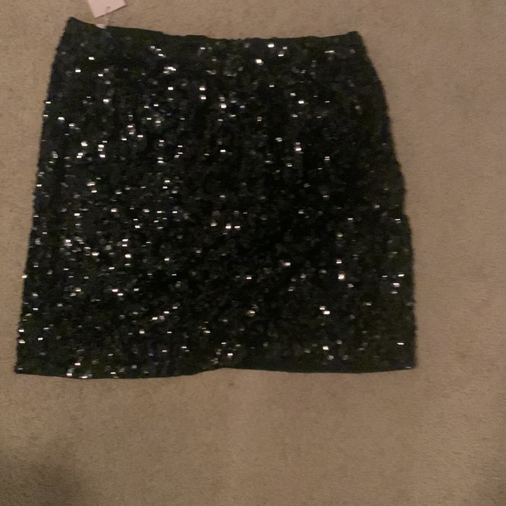 Skirt - Picture 2 of 2